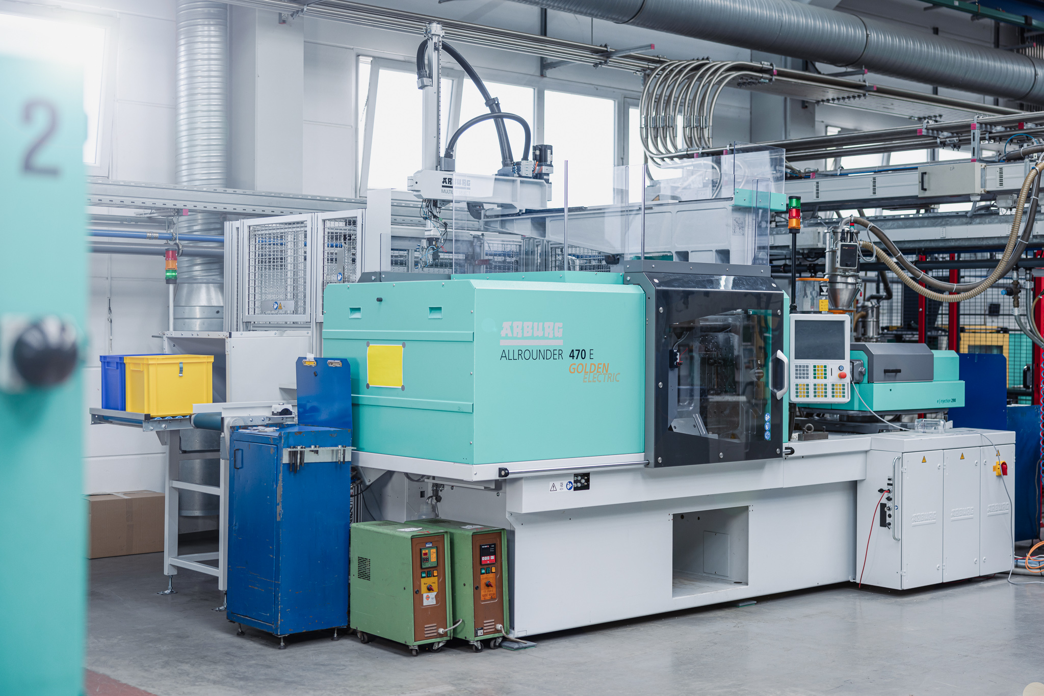 KOMOS_GmbH_plastic_injection_molding_machine_03