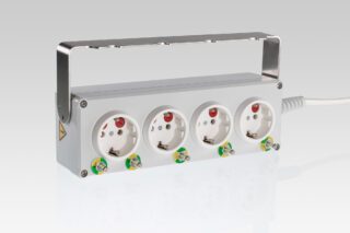 medizinische-steckdosenleiste-aluminium-4fach Produktabbildung Medizinische Steckdosenleiste aus Aluminium 4-fach: Gehäuse Aluminium pulverbeschichtet reinweiß RAL 9010